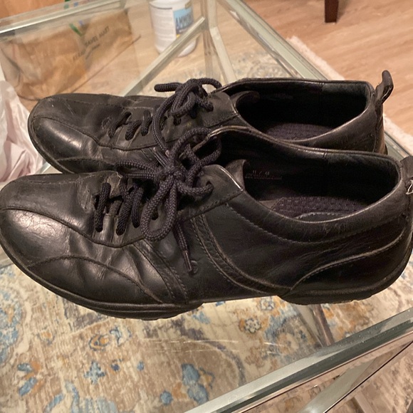 Born Men’s black leather lace up shoes - Picture 2 of 5